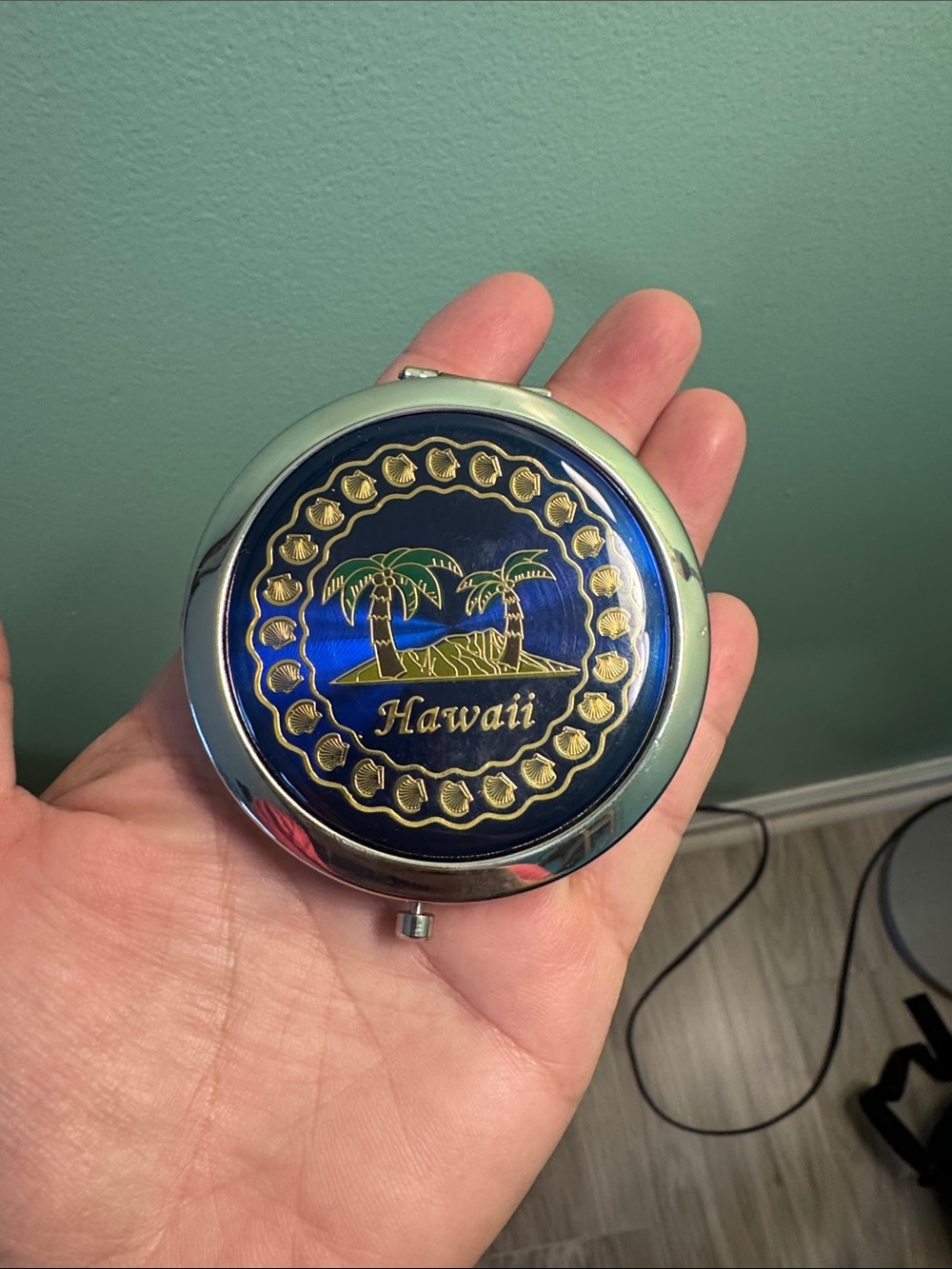 Hawaii Palm Tree Round Compact Mirror - Blue & Gold